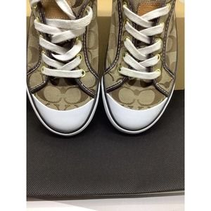 Coach Signature Barrett Brown size 8w